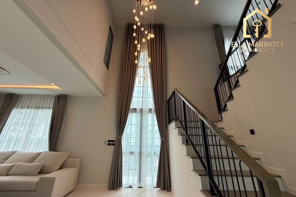 Luxurious 4-Bedroom Detached Home with Pool in Bang Na, Bangkok 9