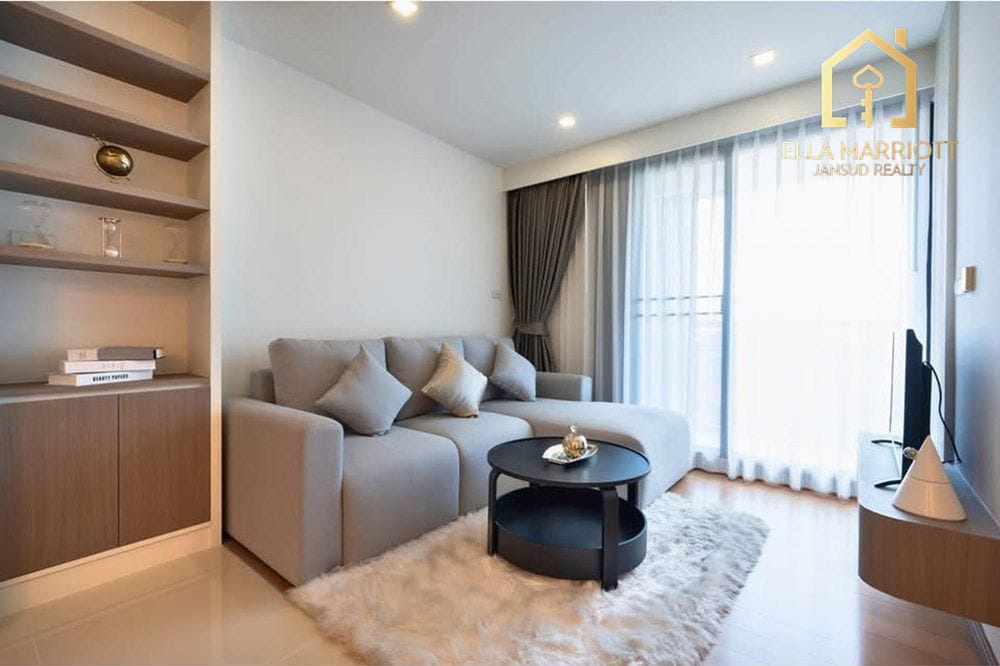 Urban Oasis: 2-Bed Watthana Condo in Bangkok! 4