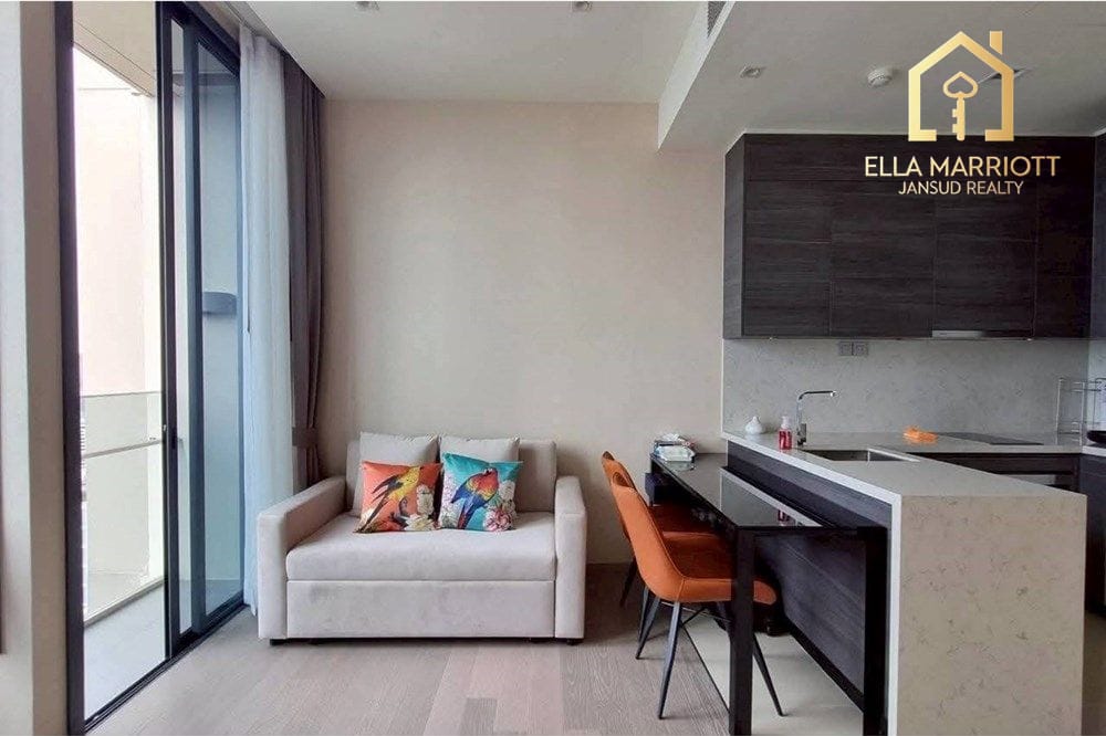 Urban Oasis: Watthana Condo in Bangkok 6