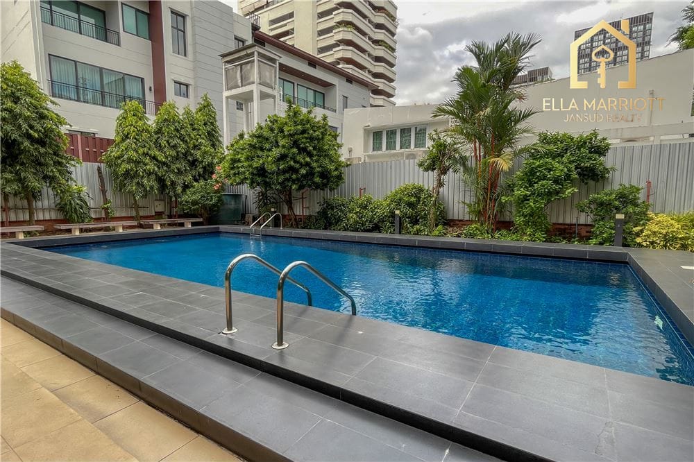 Rent 63K | 150sqm Ground Floor 2BR | Private Garden | Cat Friendly 13