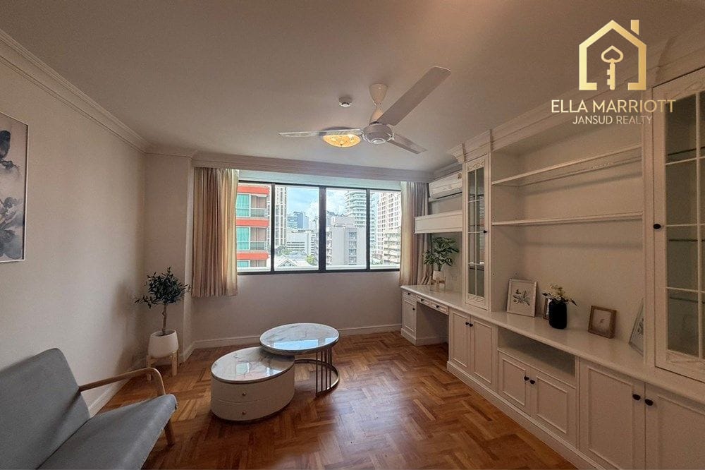 Luxurious Condo in Bangkok's Heart! 5
