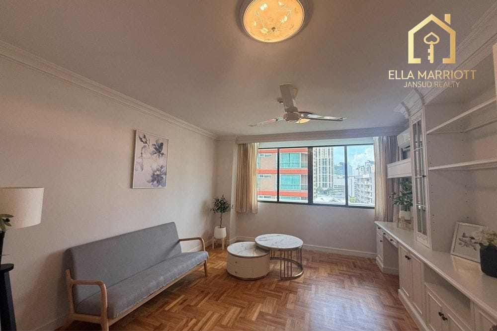 Luxurious Condo in Bangkok's Heart! 6