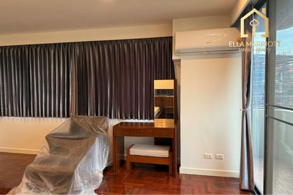 Tierfreundliche Wohnung im The Ekkamai Grand in Bangkok 13