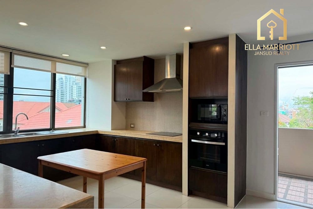 Tierfreundliche Wohnung im The Ekkamai Grand in Bangkok 8