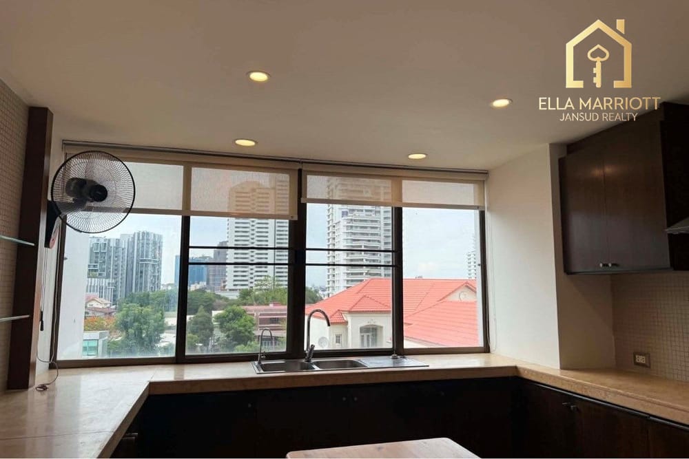 Tierfreundliche Wohnung im The Ekkamai Grand in Bangkok 9