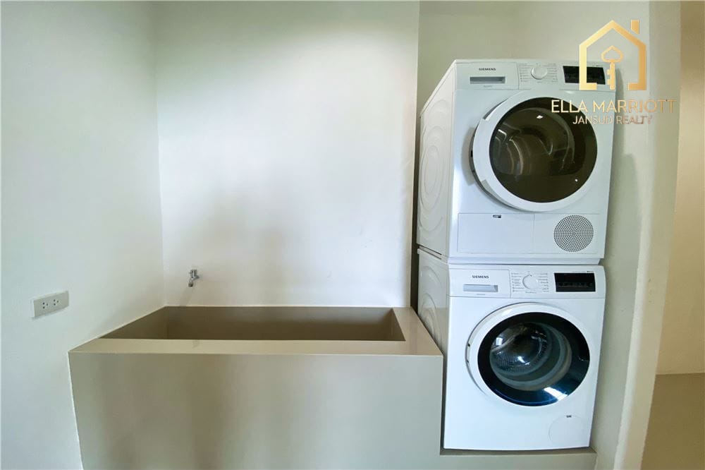 Rent 100K | 240sqm| 4BR+Maid | Only 7 Units in Building 9