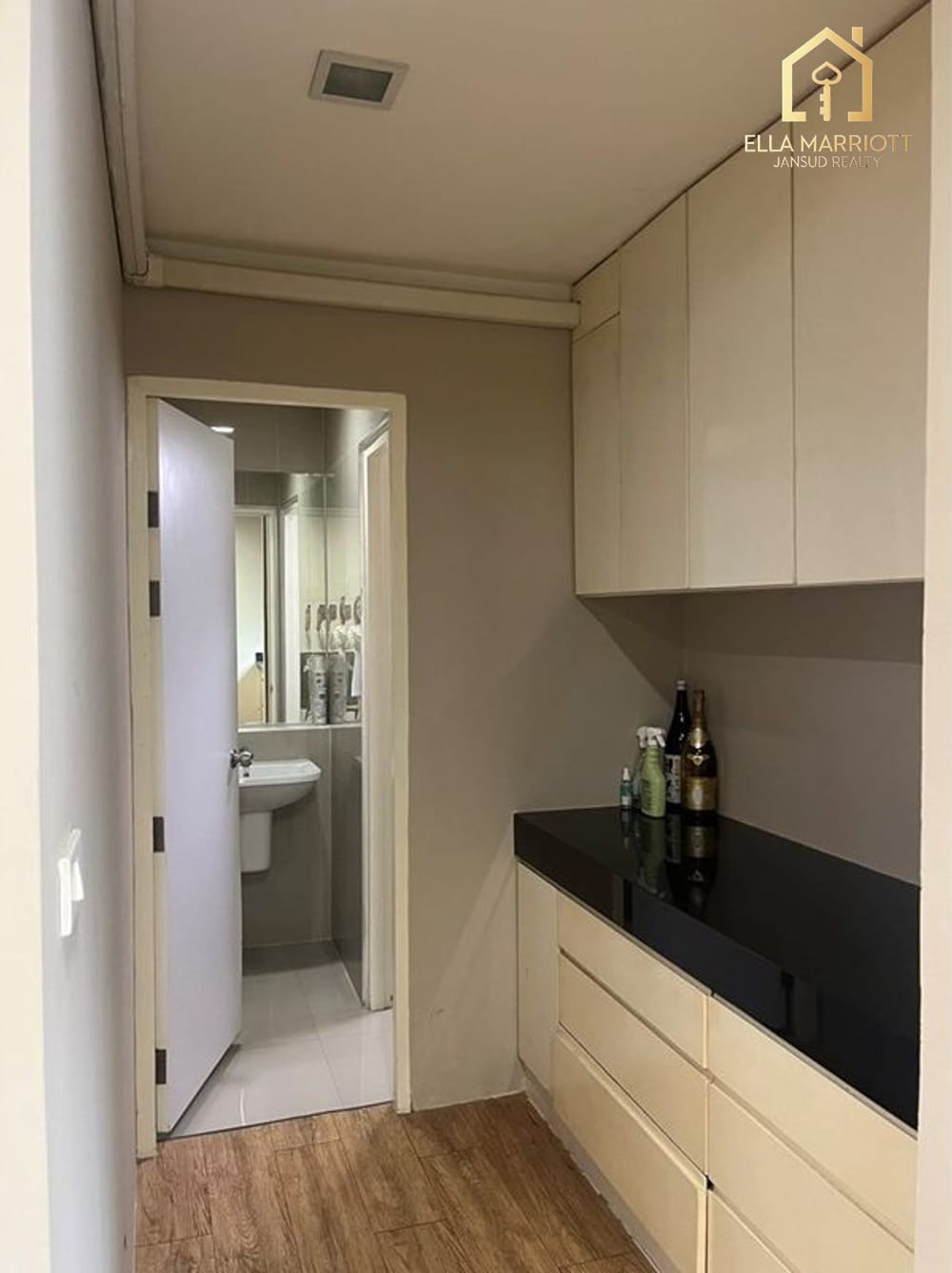 Spacious 900sqm Townhouse for Rent in Thonglor - Company Contract Accepted 13