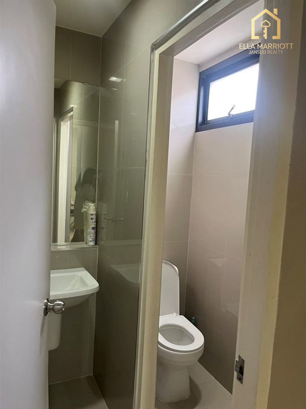 Spacious 900sqm Townhouse for Rent in Thonglor - Company Contract Accepted 14