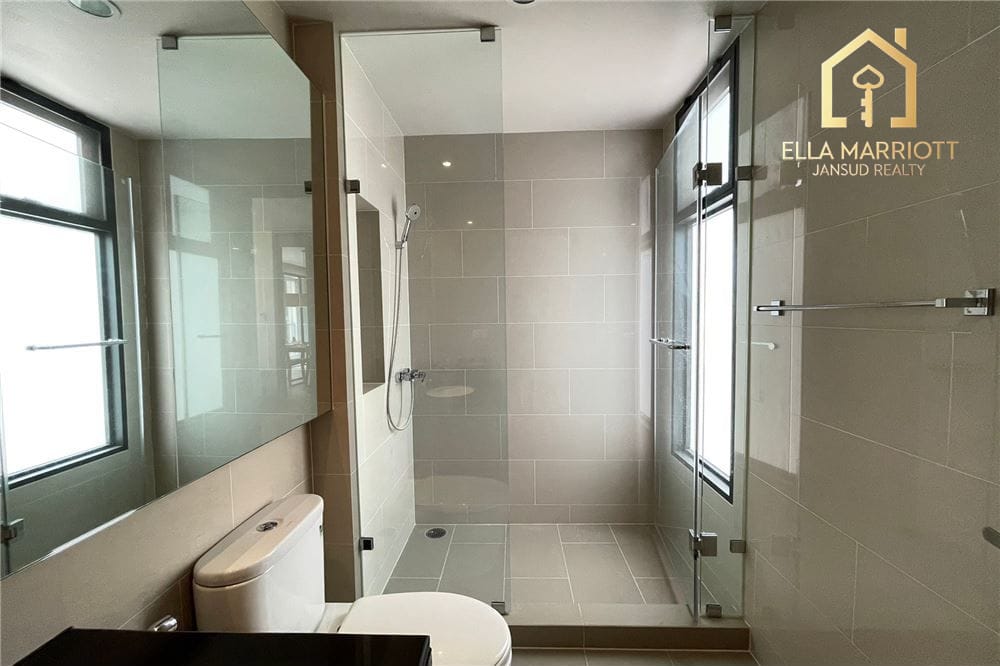 Rent 95K | Newly Renovated 140sqm 3BR | Near BTS Phrom Phong | Pets OK 14