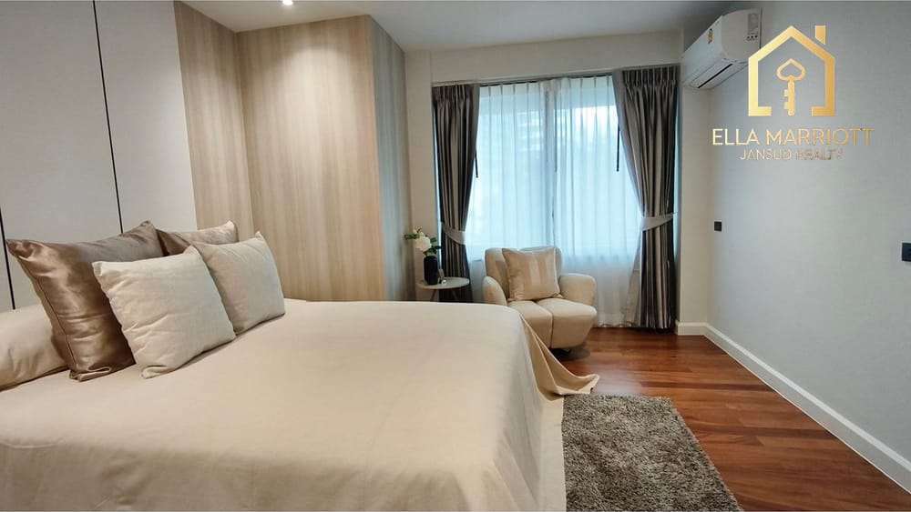 Spacious 4BR Family Condo for Rent in Sukhumvit 16 – 260sqm, Pets Allowed, 15 Min Walk to BTS Asok 15