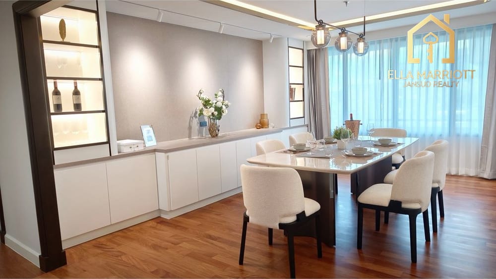 Spacious 4BR Family Condo for Rent in Sukhumvit 16 – 260sqm, Pets Allowed, 15 Min Walk to BTS Asok 3