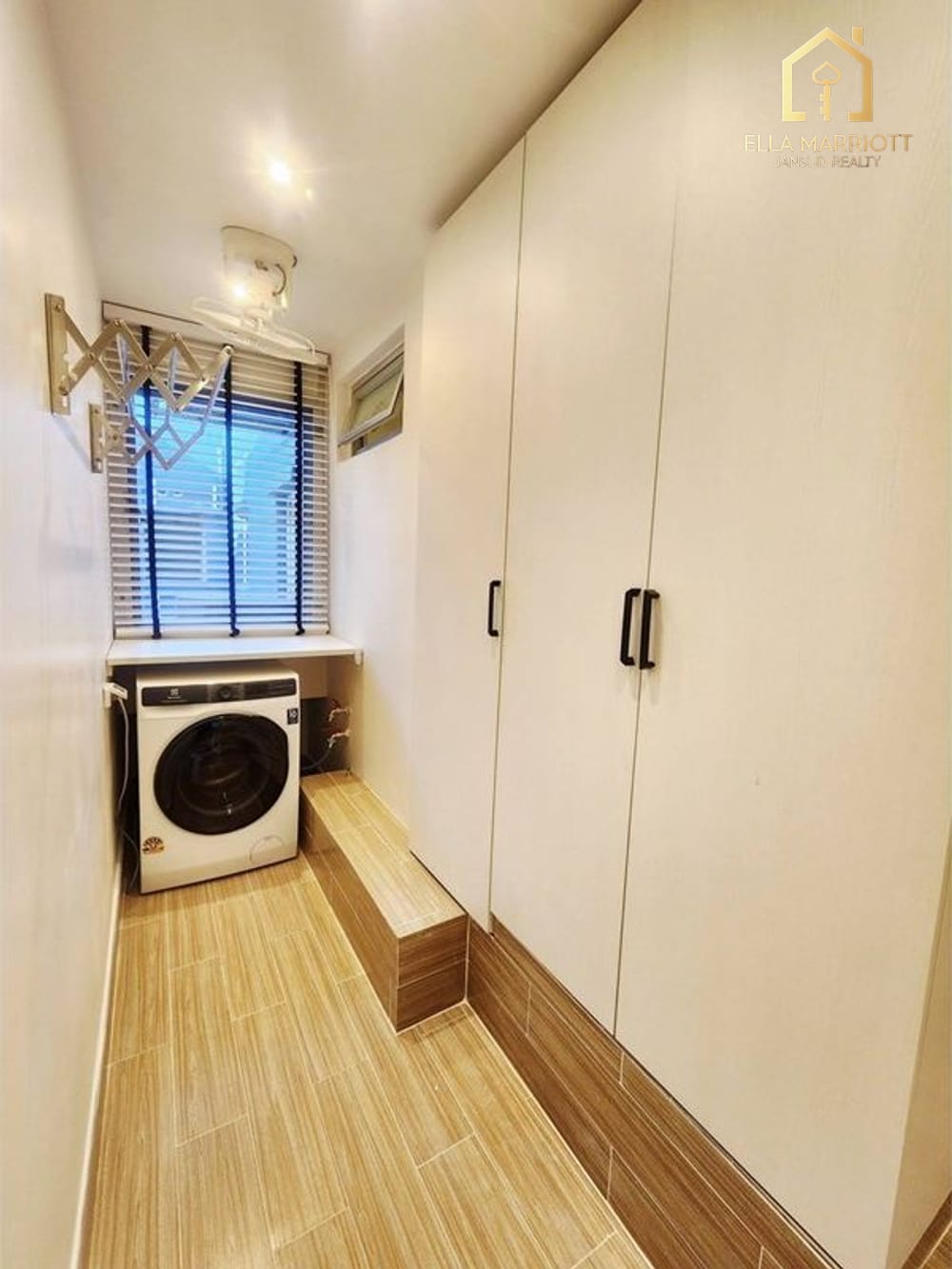 Luxury 2BR Condo with Pool View on 22nd Floor in Belle Park Rama 3 - $7.9M 6
