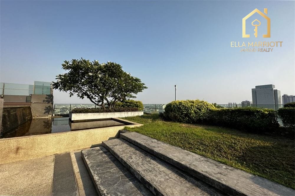 Huai Khwang Oasis: 1-Bed Condo with Skyline Views 20