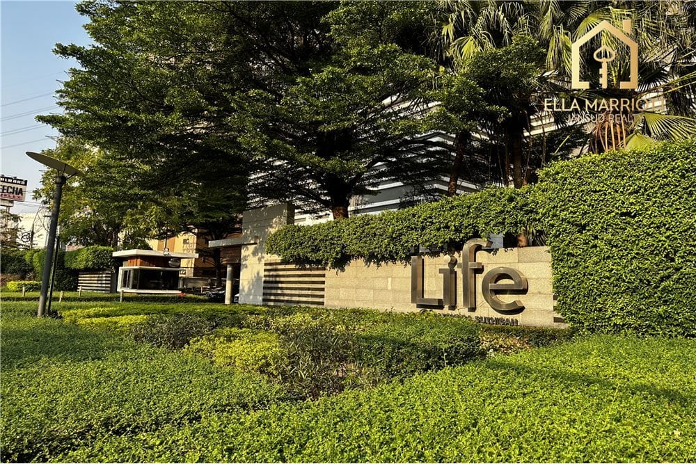Huai Khwang Oasis: 1-Bed Condo with Skyline Views 40