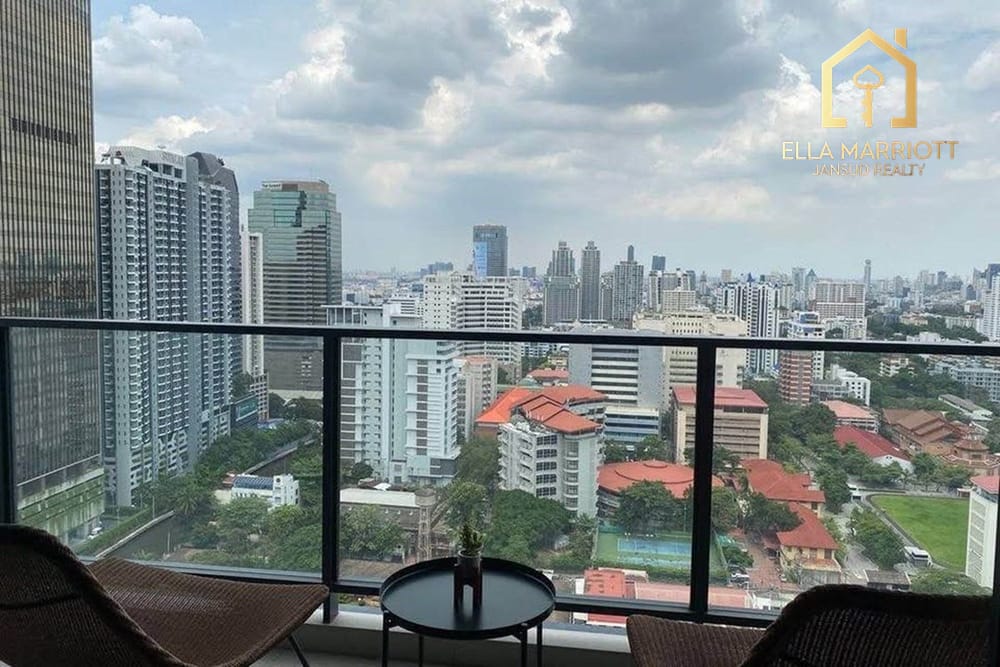Japanese Designer 2BR Corner Loft for Rent in Asoke - 4 Mins Walk to MRT Phetchaburi 11