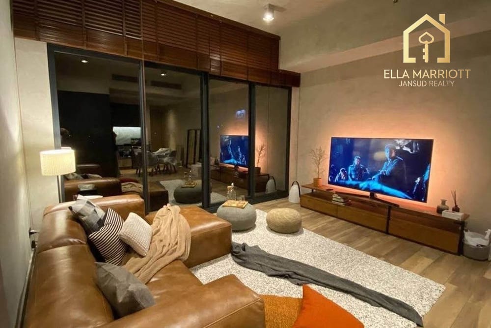 Japanese Designer 2BR Corner Loft for Rent in Asoke - 4 Mins Walk to MRT Phetchaburi 3