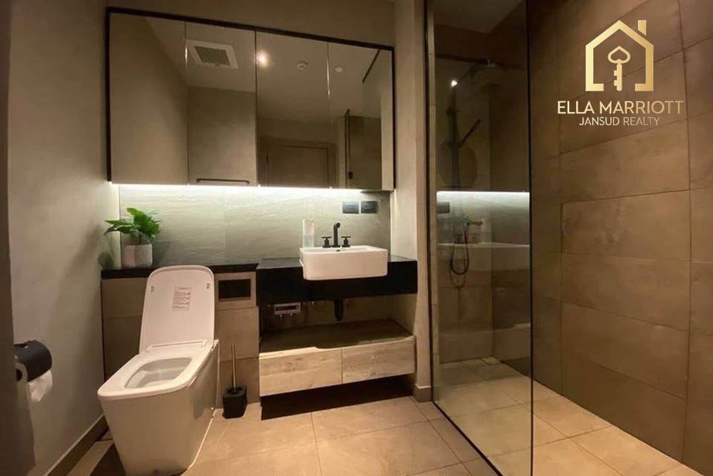 Japanese Designer 2BR Corner Loft for Rent in Asoke - 4 Mins Walk to MRT Phetchaburi 4