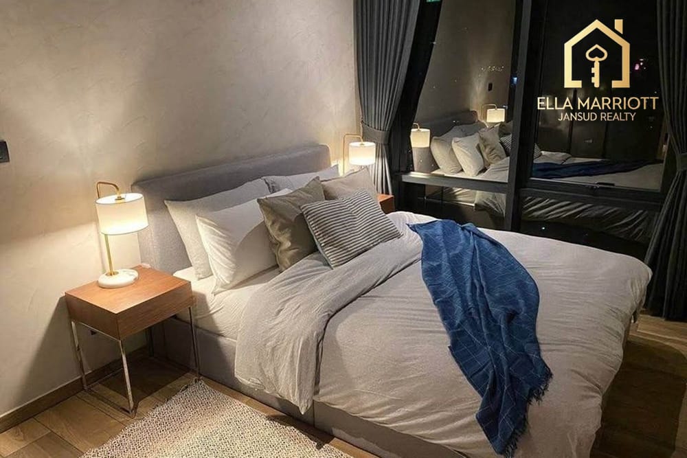 Japanese Designer 2BR Corner Loft for Rent in Asoke - 4 Mins Walk to MRT Phetchaburi 5