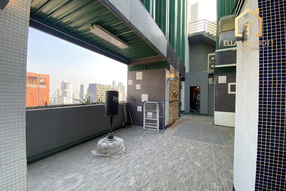 Luxuriöses 342 m² Maisonette-Penthouse mit privatem Dachgarten & Jacuzzi – 7 Gehminuten zur MRT Sukhumvit 6