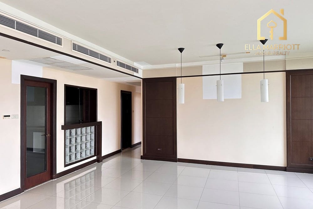 3-Bedroom Condo Near BTS Phloen Chit - 7 Min Walk on Wireless Rd 2