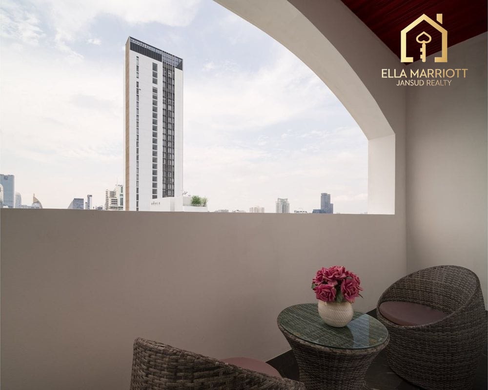 Rent 250K | 29th Fl. Top Penthouse | 4+1BR Sky Mansion | Pet-Friendly 24