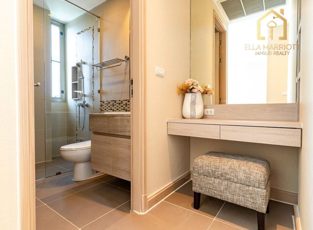 Luxury 4BRStudy Condo for Rent at Sukhumvit 39 - 350sqm with Skyline View 15