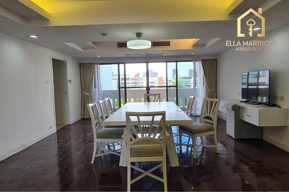 Spacious 4BR Family Condo for Rent in Sukhumvit 49 - 300sqm, Cats Allowed - 95K 3