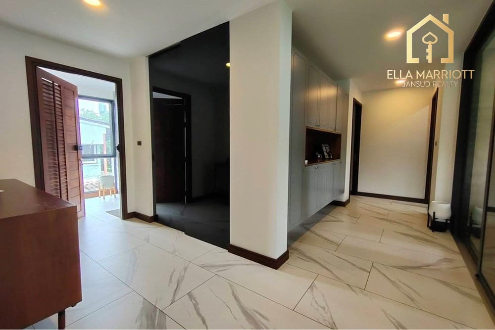 2BR 140sqm Low-Rise Condo for Rent at 75K in Sukhumvit 39, Steps from Fuji 13
