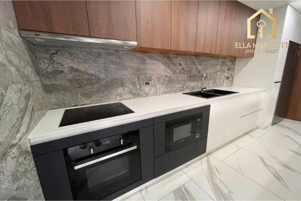 2BR 140sqm Low-Rise Condo for Rent at 75K in Sukhumvit 39, Steps from Fuji 5