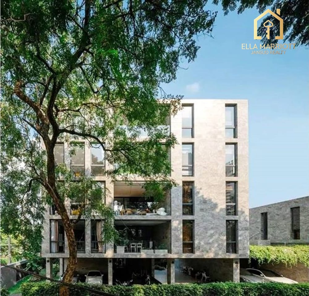 2BR 140sqm Low-Rise Condo for Rent at 75K in Sukhumvit 39, Steps from Fuji 6