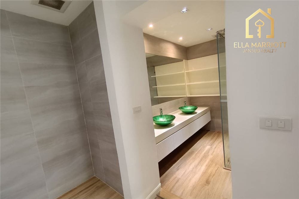 Rent 90K | Grand 143sqm 2BR | The Lake Sukhumvit 16 | Asoke BTS/MRT 14