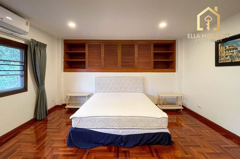4 Bedroom Detached House for Rent, Pet Friendly near BTS Thonglor, Sukhumvit 23