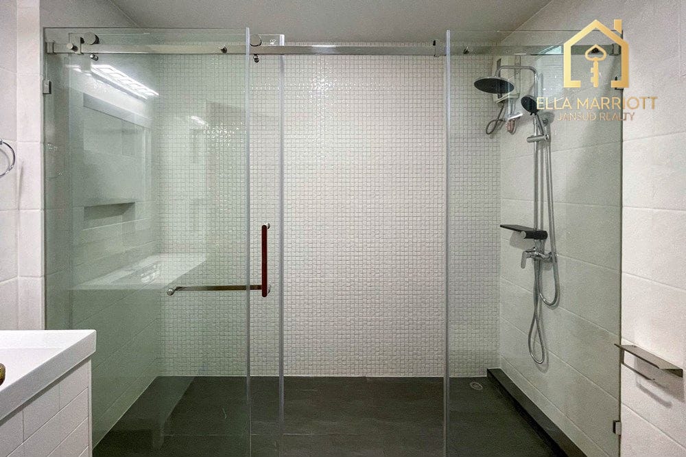 4 Bedroom Detached House for Rent, Pet Friendly near BTS Thonglor, Sukhumvit 25