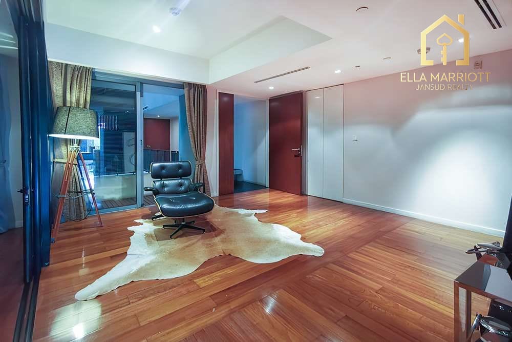 Luxury 2 Bedroom, 2 Bathroom Condo at The Pano Riverfront 12