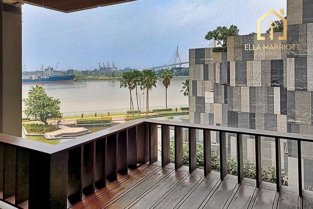 Luxury 2 Bedroom, 2 Bathroom Condo at The Pano Riverfront 2