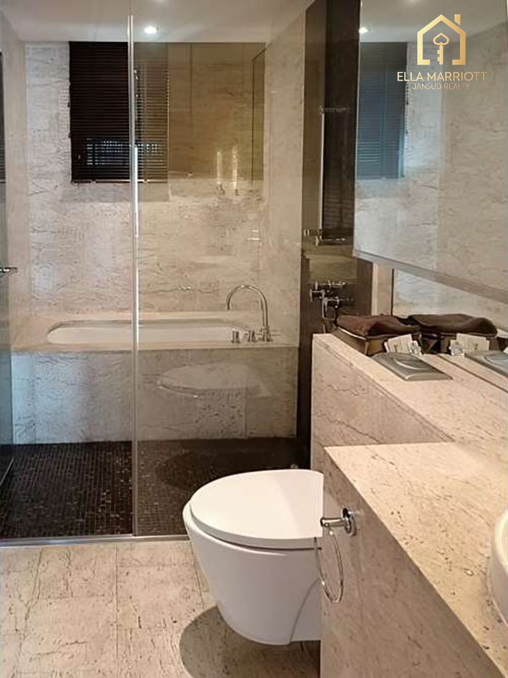Luxury 2 Bedroom, 2 Bathroom Condo at The Pano Riverfront 26