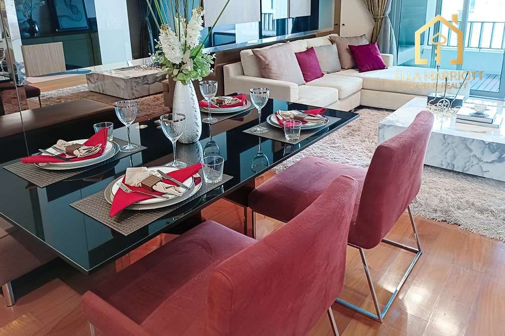 Luxury 2 Bedroom, 2 Bathroom Condo at The Pano Riverfront 5