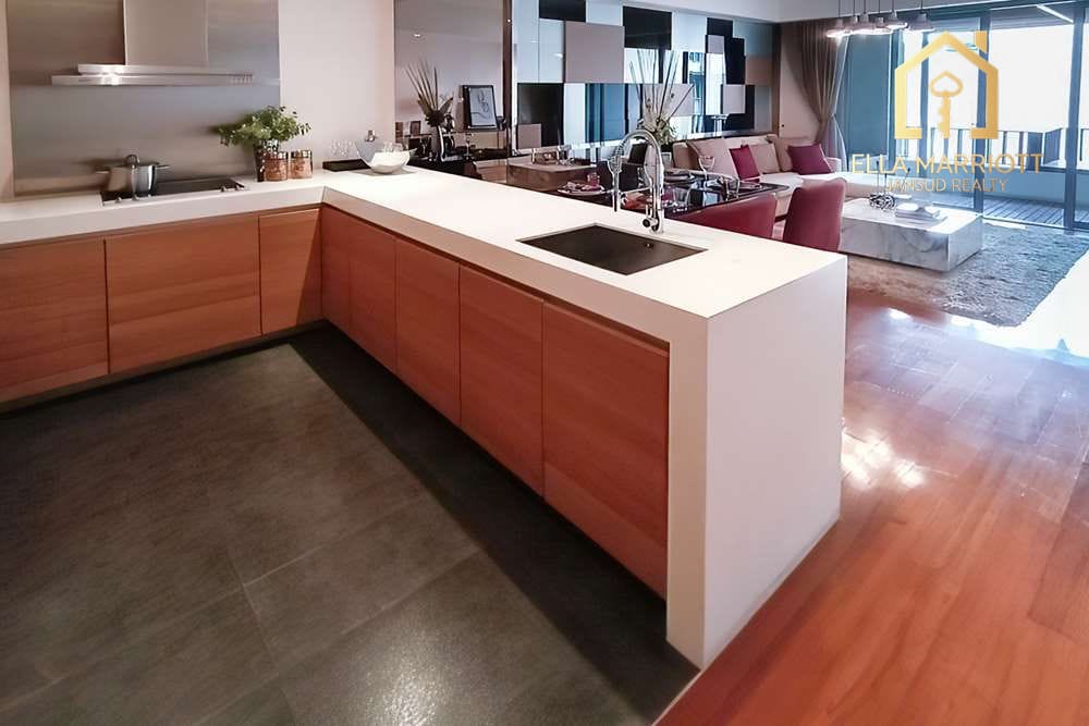 Luxury 2 Bedroom, 2 Bathroom Condo at The Pano Riverfront 6