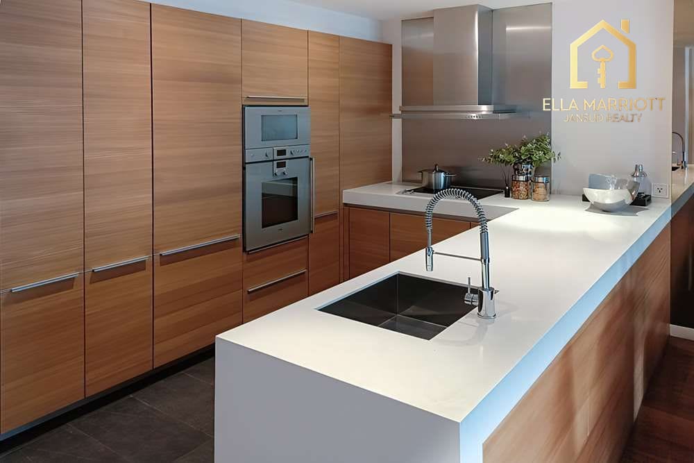 Luxury 2 Bedroom, 2 Bathroom Condo at The Pano Riverfront 8