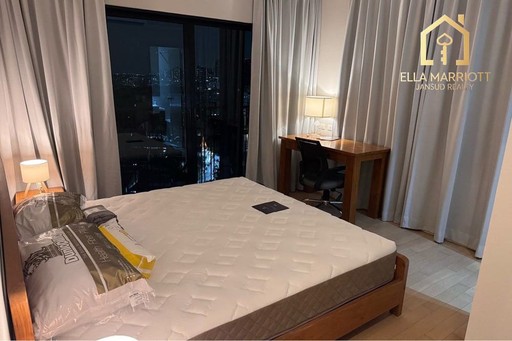 Rent 50K | High-Floor 2BR Condo 67sqm in Noble Reveal Ekkamai, 5 Mins Walk to BTS 5