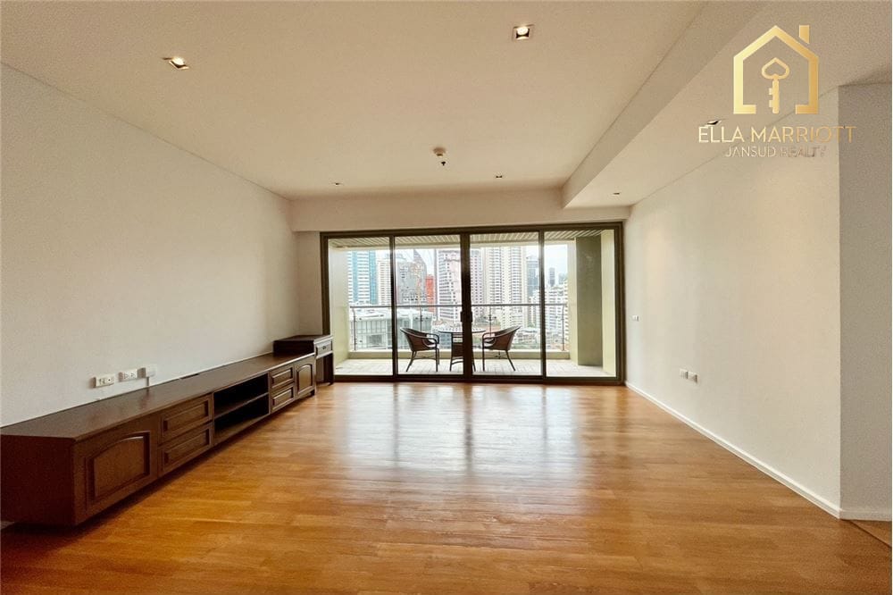 Condo for rent,3 beds,The Lakes,high floor 4
