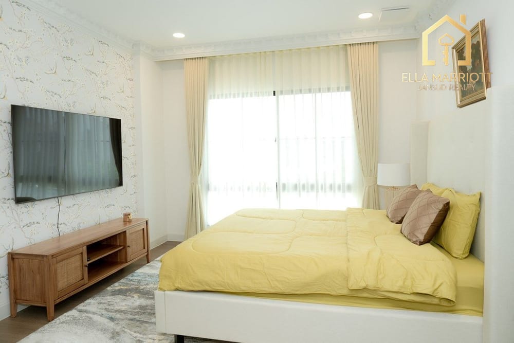 Luxuriöses freistehendes Einfamilienhaus mit 4 Schlafzimmern in Nanthawan Rama 9, Krunthepkritha 17