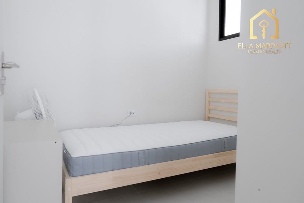 Luxuriöses freistehendes Einfamilienhaus mit 4 Schlafzimmern in Nanthawan Rama 9, Krunthepkritha 27