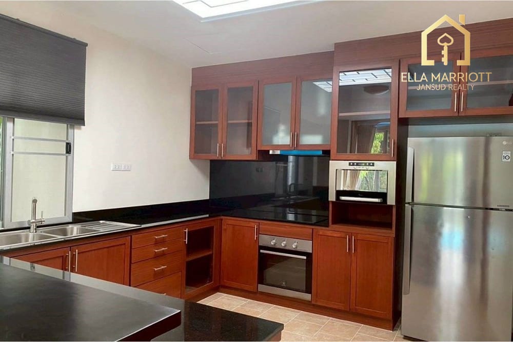 Rent 160K | House with Private Pool | Near Bangkok Hospital | Pets OK 7