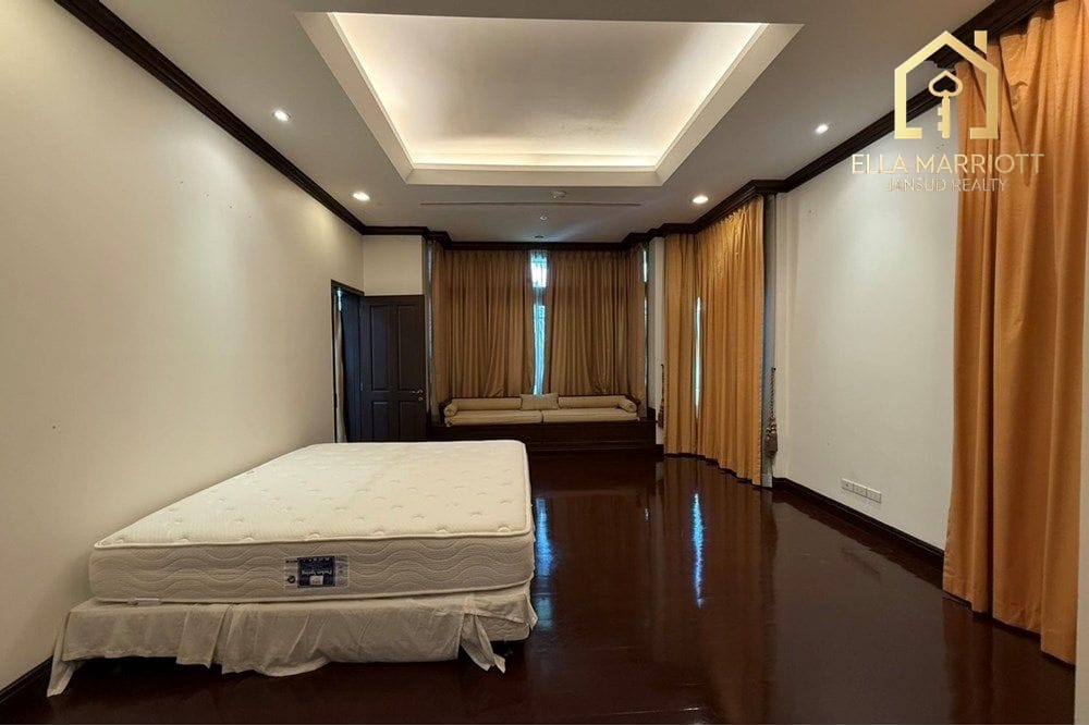 L&H Villa Sathorn: 426m² Home (4+2 bed/4.5bath) 15