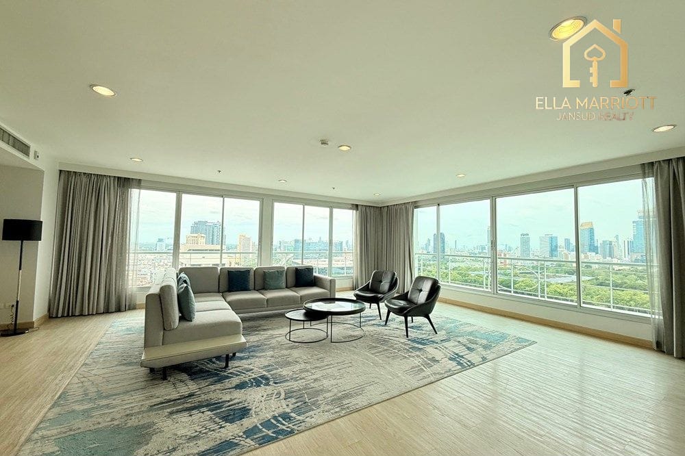 Luxury Condo in Watthana Awaits You! 3
