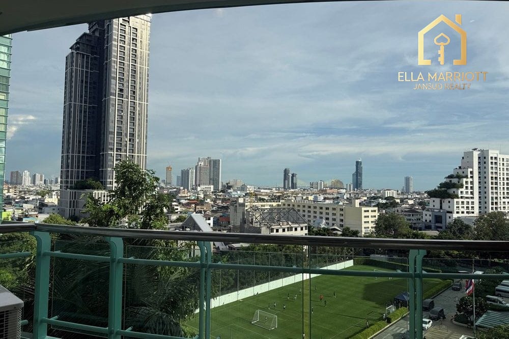 Luxurious Services Apt: 3BR, Riverside Views" with 2 Living room 12