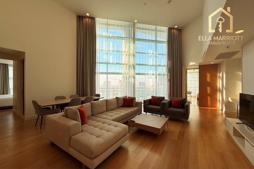 Luxurious 3BR Penthouse Riverside Apartment for Rent in Bangkok 7