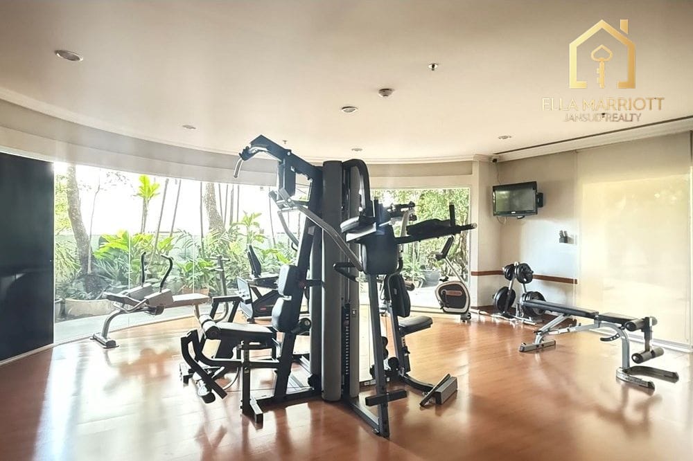 Luxurious 4BR Condo for Rent in Sathon with 270 sq.m, Bangkok 14