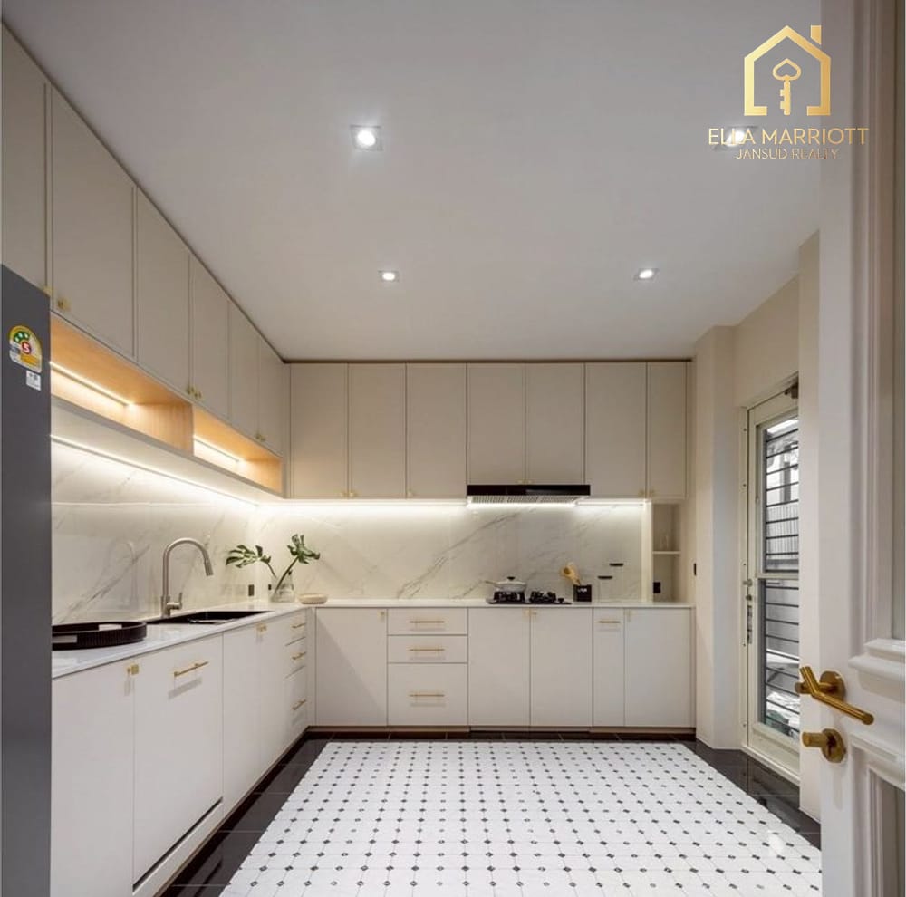 Rent 400K | 580sqm Corner Pool Villa | The Gentry Sukhumvit 101 13